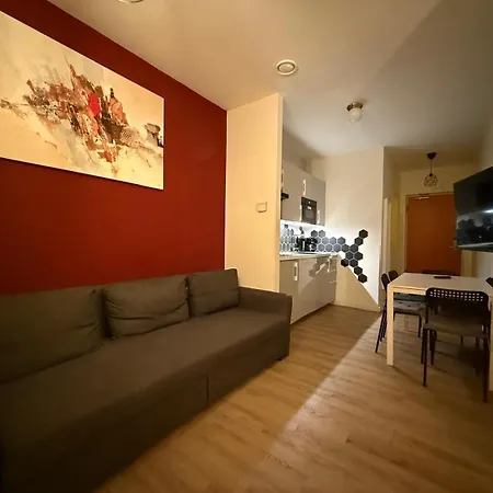 Central Studios Apartmán *